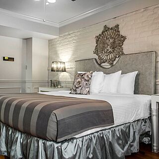 Club La Pension — Sample Bedroom