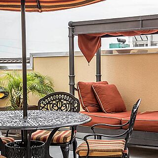 Club La Pension — Sample Balcony