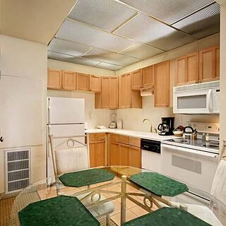 Hotel de L'Eau Vive — Sample Kitchen
