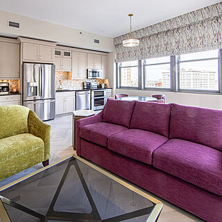 Holiday Inn Club Vacations New Orleans Resort — Sample Living Area