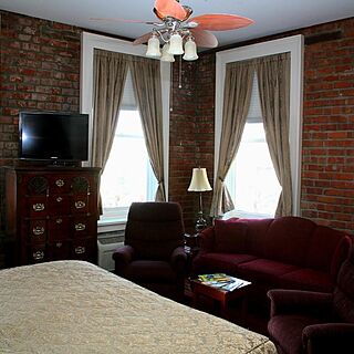 Maison Pierre Lafitte — Sample Bedroom