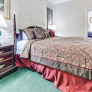 Plaza Suite Hotel Resort — Sample Bedroom