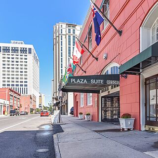 Plaza Suite Hotel Resort — Exterior