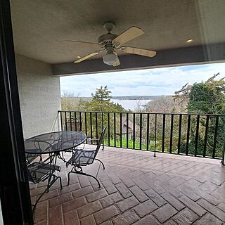 Treetop Condominiums at Four Seasons, USA — Sample Balcony