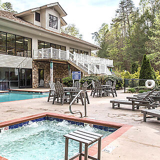 MountainLoft Resort — Hot Tub