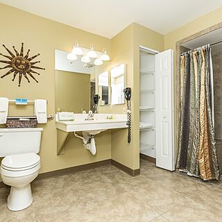 Highland Estates Resort — Sample Bathroom