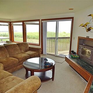 Pacific Avenue &mdash; Sample Living Area