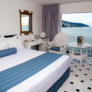 Hotel Elcano &mdash; Sample Bedroom