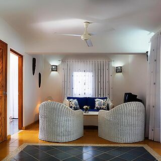 Playa Las Ballenas Residencia — Sample Living Area