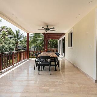 El Portillo Apartahotel — Sample Balcony