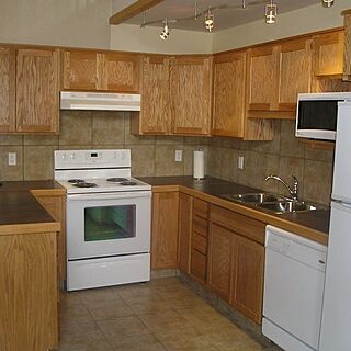 Fairmont Mountainside Vacation Villas &mdash; Sample Kitchen