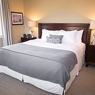 124 on Queen Hotel & Spa — Sample Bedroom