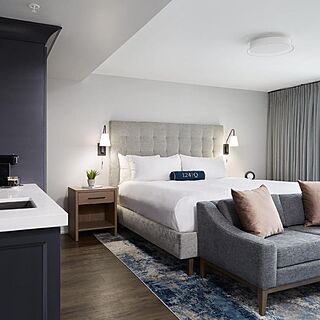 124 on Queen Hotel & Spa — Sample Bedroom