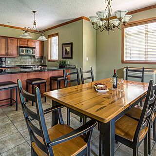 Bighorn Meadows on the Springs at Radium Golf Resort — Sample Dining Area