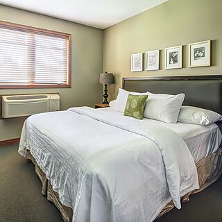 Bighorn Meadows on the Springs at Radium Golf Resort — Sample Bedroom