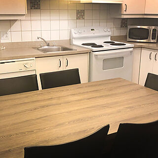 Chalets la Falaise — Sample Dining Area