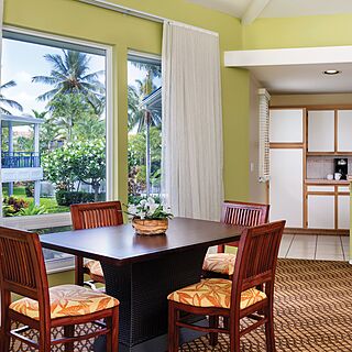 Club Wyndham Mauna Loa Village — Sample Dining Area