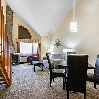 Chateau Canmore Quality Resort — Sample Living Area