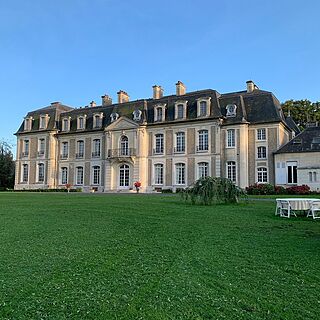 Chateau Des Monts — Exterior