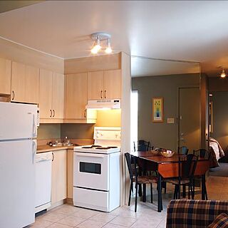 Club Vacances le Plateau — Sample Kitchen