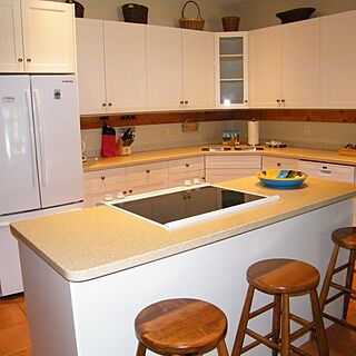 Corbett Cove — Sample Kitchen