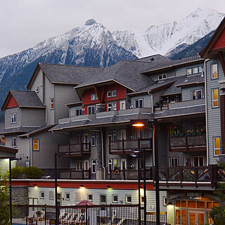 The Lodges at Canmore — Exterior