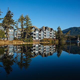 Embarc Ucluelet &mdash; Exterior