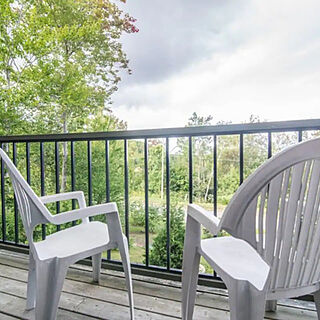 GeoHoliday Heights at Lac Morency — Sample Balcony