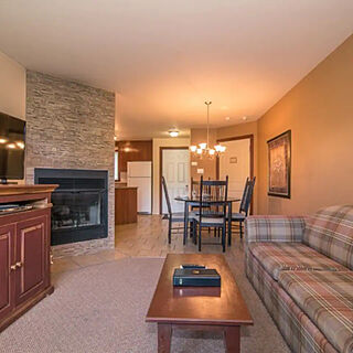 GeoHoliday Heights at Lac Morency — Sample Living Area