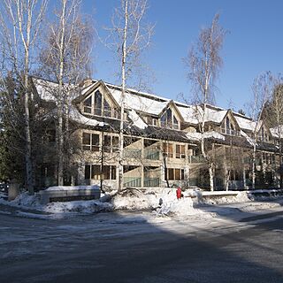 Whistler Vacation Club at Twin Peaks — Exterior