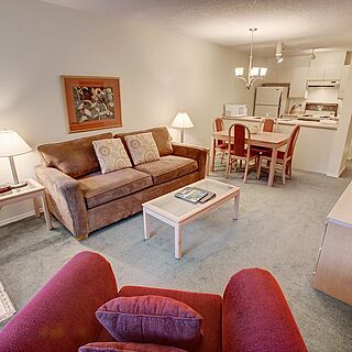 Glacier Lodge &mdash; Sample Living Area