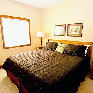 Heron Point at Invermere on the Lake — Sample Bedroom