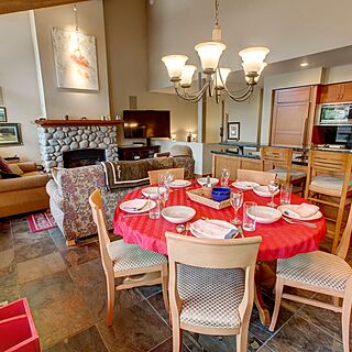 Montebello II — Sample Dining Area