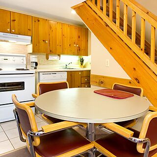 Mountain View Villas at Cranberry — Sample Dining Area