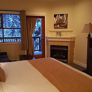 Pinnacle Lodge & Spa &mdash; Sample Bedroom