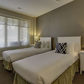 Predator Ridge - Falcon Point Cottages — Sample Bedroom