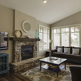Predator Ridge - Falcon Point Cottages — Sample Living Area