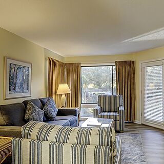 Spinnaker at Shipyard — Sample Living Area