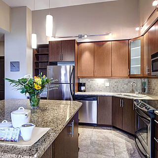 Sunrise Ridge Waterfront Resort — Sample Kitchen