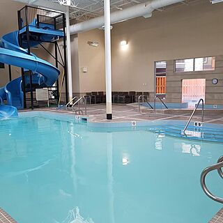 Sunset Resorts - Canmore — Pool