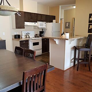 Sunset Resorts - Canmore — Sample Dining Area