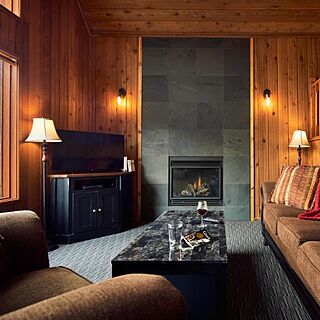 The Banff Gate Mountain Lodge and Spa — Sample Living Area