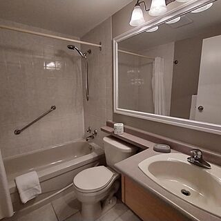 The Royal Harbour Resort — Sample Bathroom