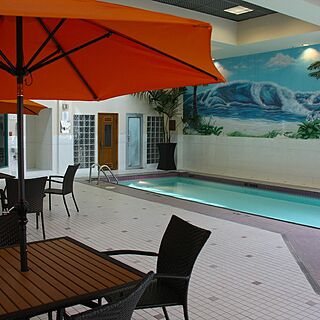Vacation Internationale Rosedale on Robson — Pool