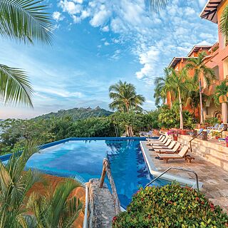 WorldMark Zihuatanejo — Pool