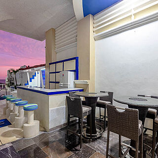 World International Vacation Club - The Mar Azul — Pool Bar