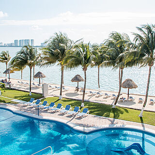 World International Vacation Club - Coral Mar — Pool