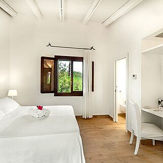 Villas Mediterraneas — Sample Bedroom