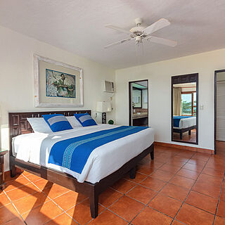 World International Vacation Club - Conchas Chinas — Sample Bedroom