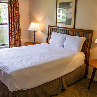 Pocono Mountain Villas — One-bedroom villa bedroom